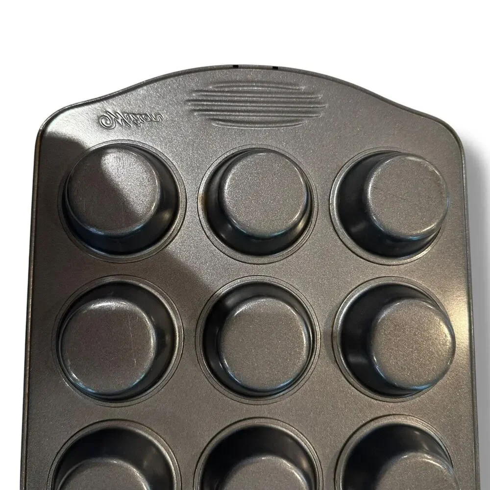 Wilton Mini Muffin Pan Tin Cheese Cake Egg Rounds Non-Stick 12 Holes Heavyweight